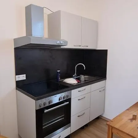 Monteur- Und Arbeiterunterkunft Hebelstrasse Oberhausen-Rheinhausen